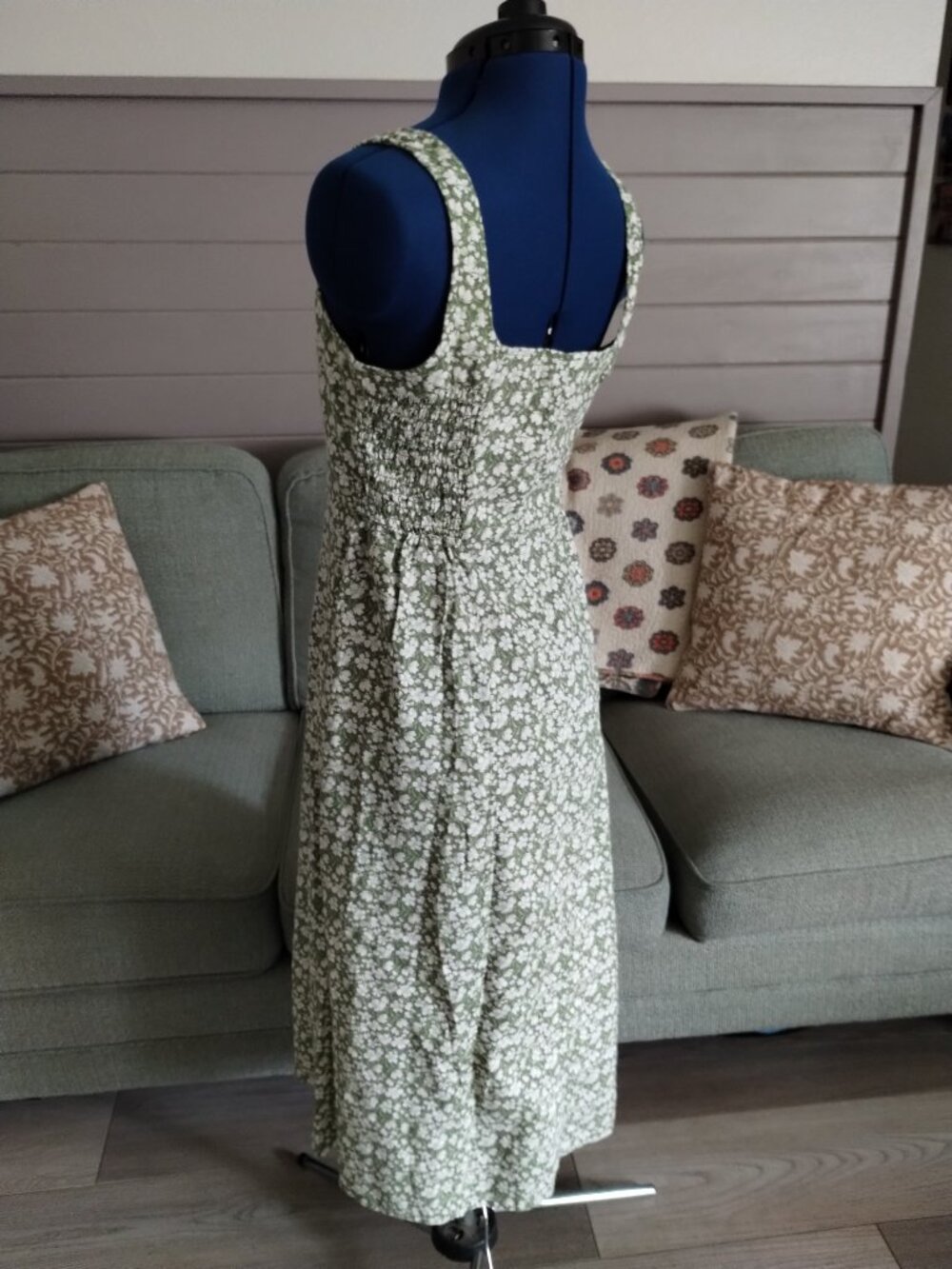 Old Navy Fit & Flare Sleeveless Linen-Blend Midi Dress NWOT - Picture 3 of 4